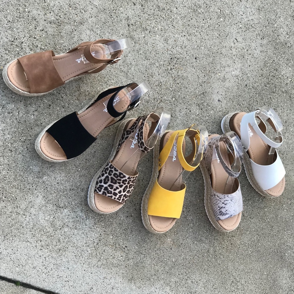 Soda Topic Yellow Espadrille Platform Sandal 6.5 - Picture 5 of 8